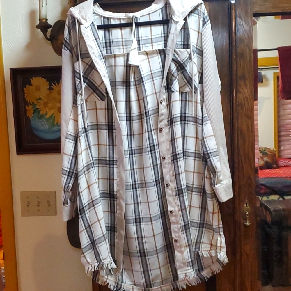 Shirt jacket... - Picture 10 of 15